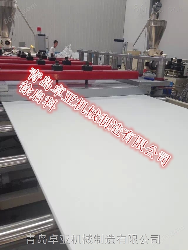 PVC木塑橱柜（家具）板生产设备