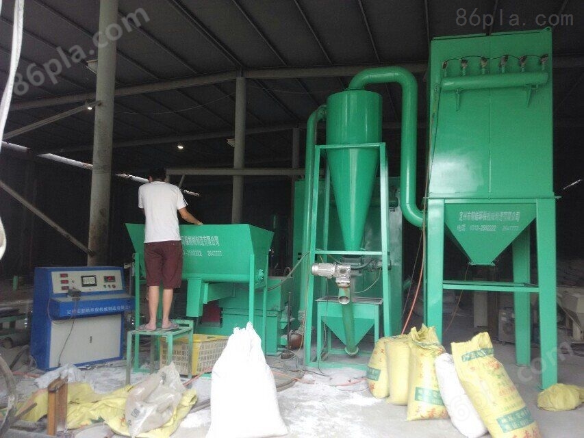 供应  PVC管材磨粉机