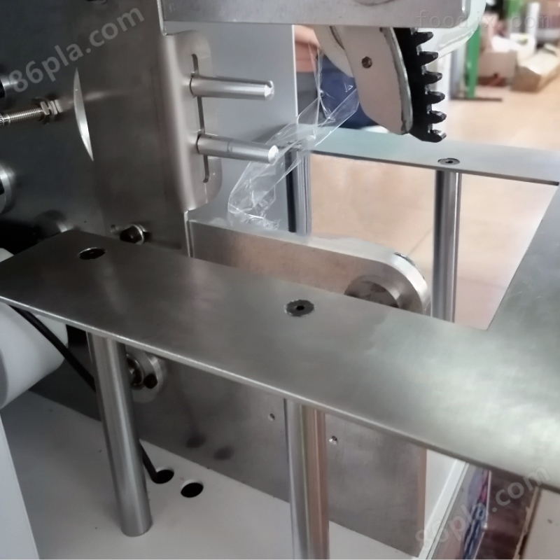 Quotation for automatic toy bundling machine